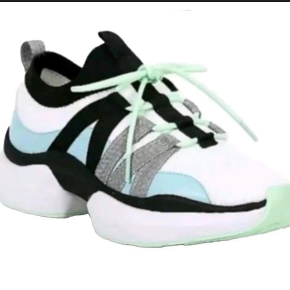 Size 7 shoes from Nuture